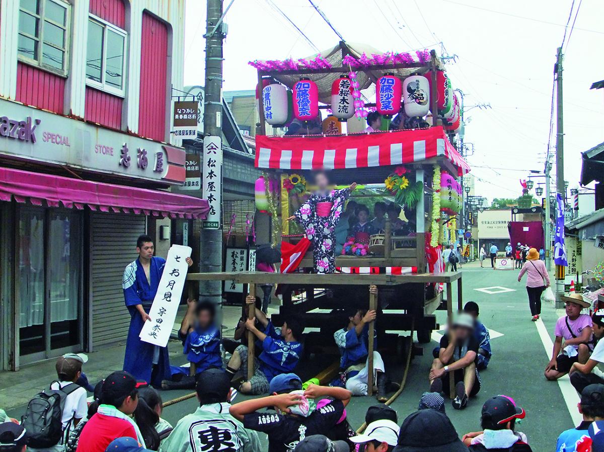 東の囃子車