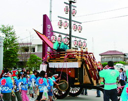 津島秋祭唐臼町石採祭車